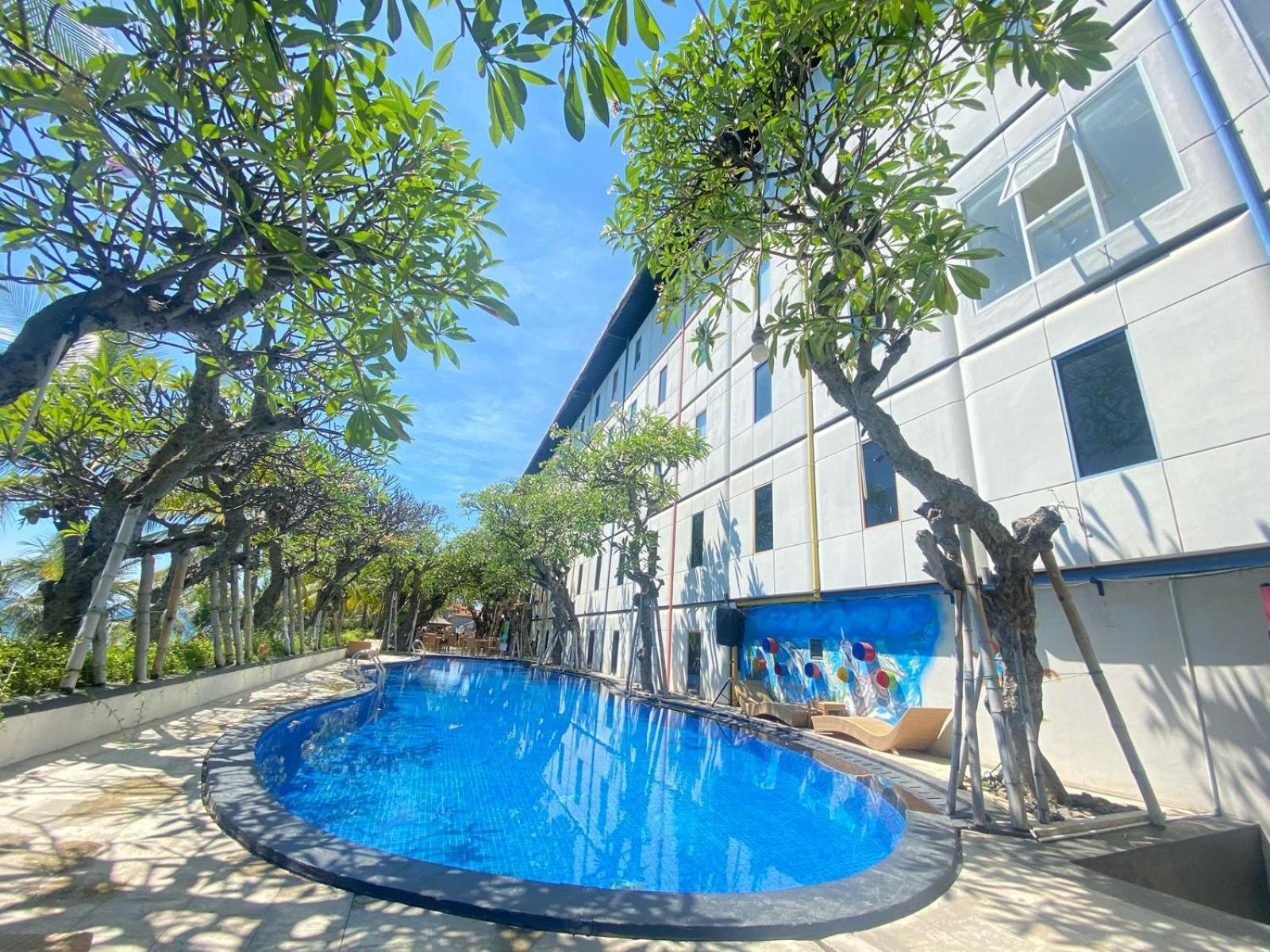 Singaraja Hotel - Chse Certified Экстерьер фото